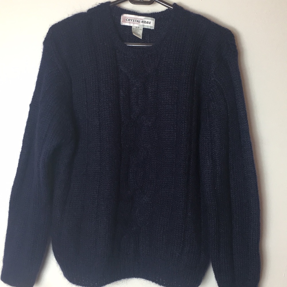 Crystal-Kobe new Women sweater size M